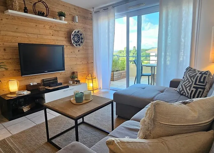 Appartement 2 Pieces Cosy 20 Min A Pied De La Plage